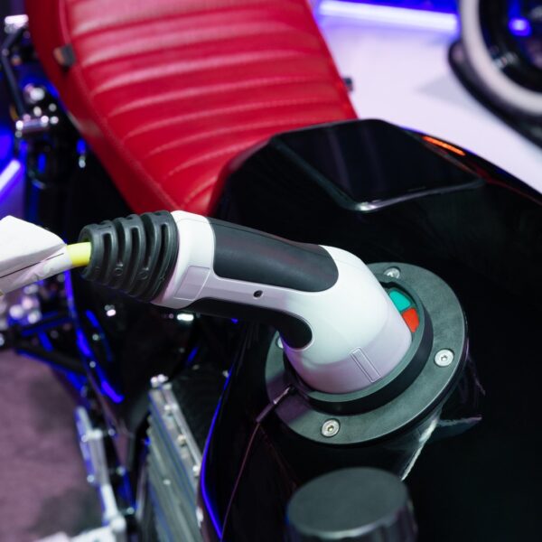 Elektryczne motocykle: Przyszłość jednośladów czy chwilowa moda?