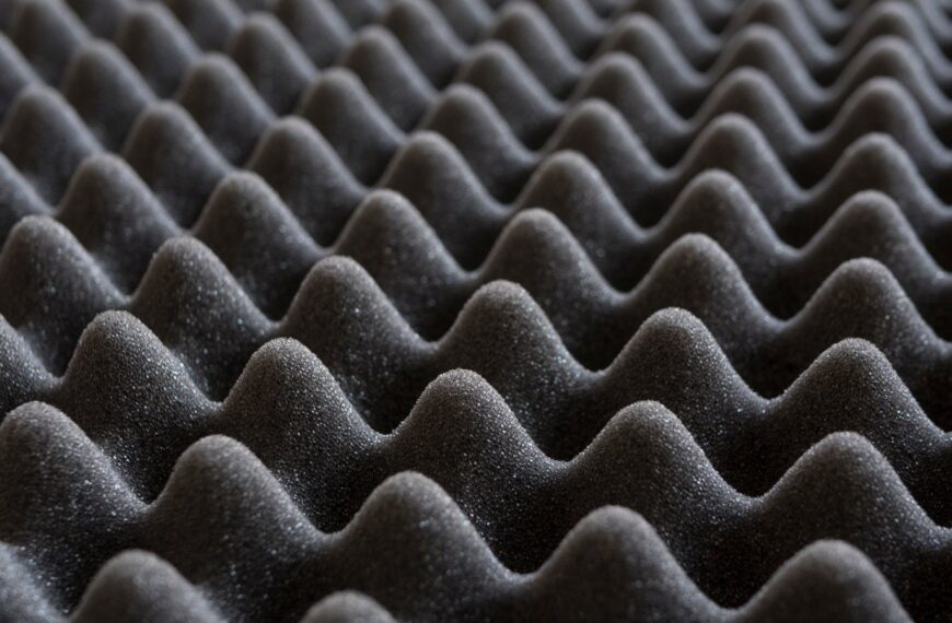 Jak skutecznie wyciszyć wnętrze samochodu: praktyczne metody krok po kroku.