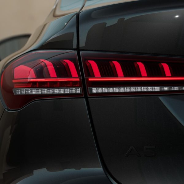 Elektryczne i hybrydowe Audi – nowoczesna mobilność dla firm i miasta
